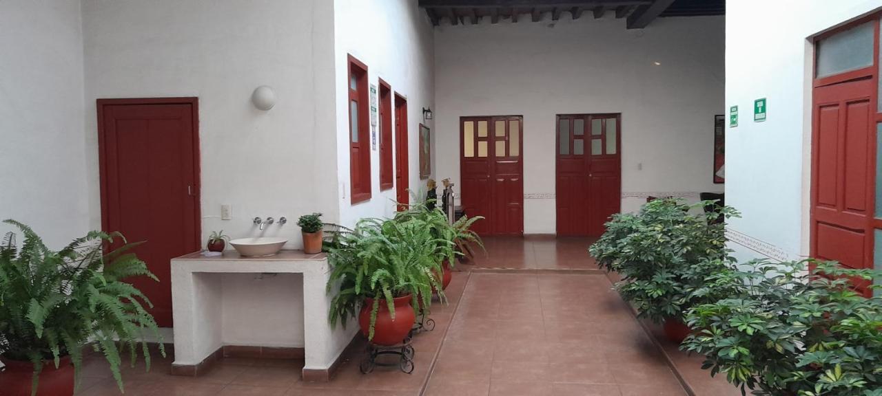 Posada De San Agustin Pátzcuaro Zewnętrze zdjęcie