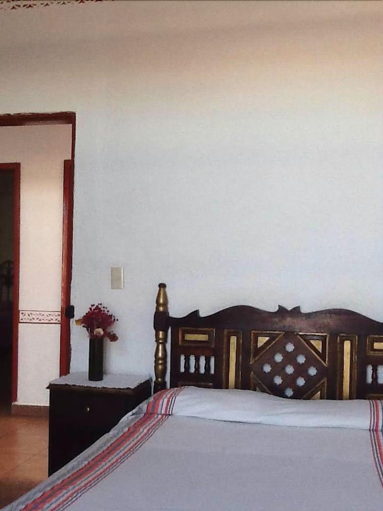 Posada De San Agustin Pátzcuaro Zewnętrze zdjęcie